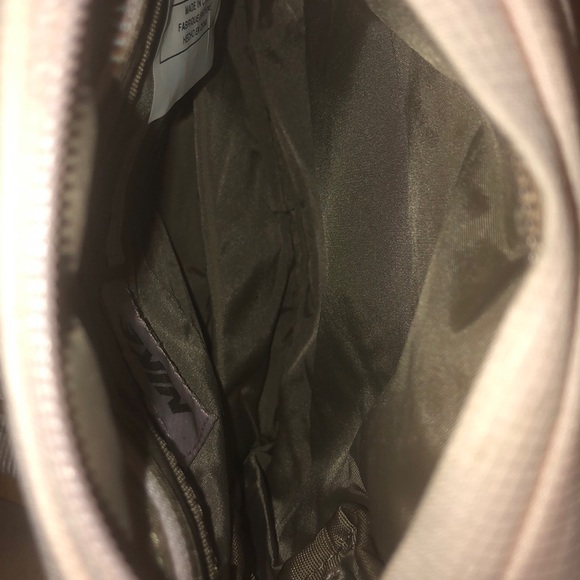 Nike Pastel Pink Crossbody Bag - Picture 4 of 7